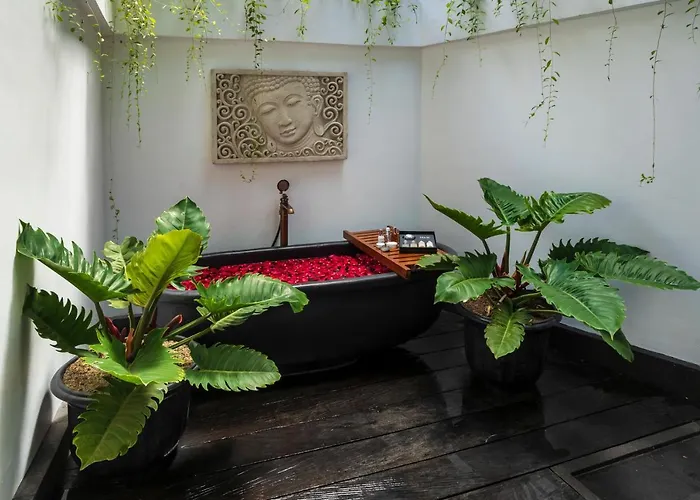 Keliki Luxury Hotel